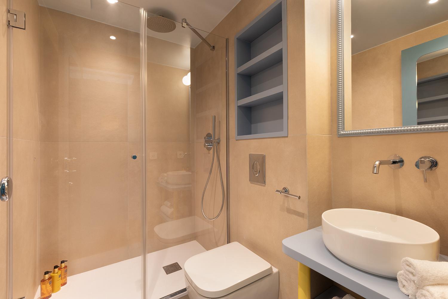 Collection - Serviced Champs-elysées - Rue De Ponthieu *